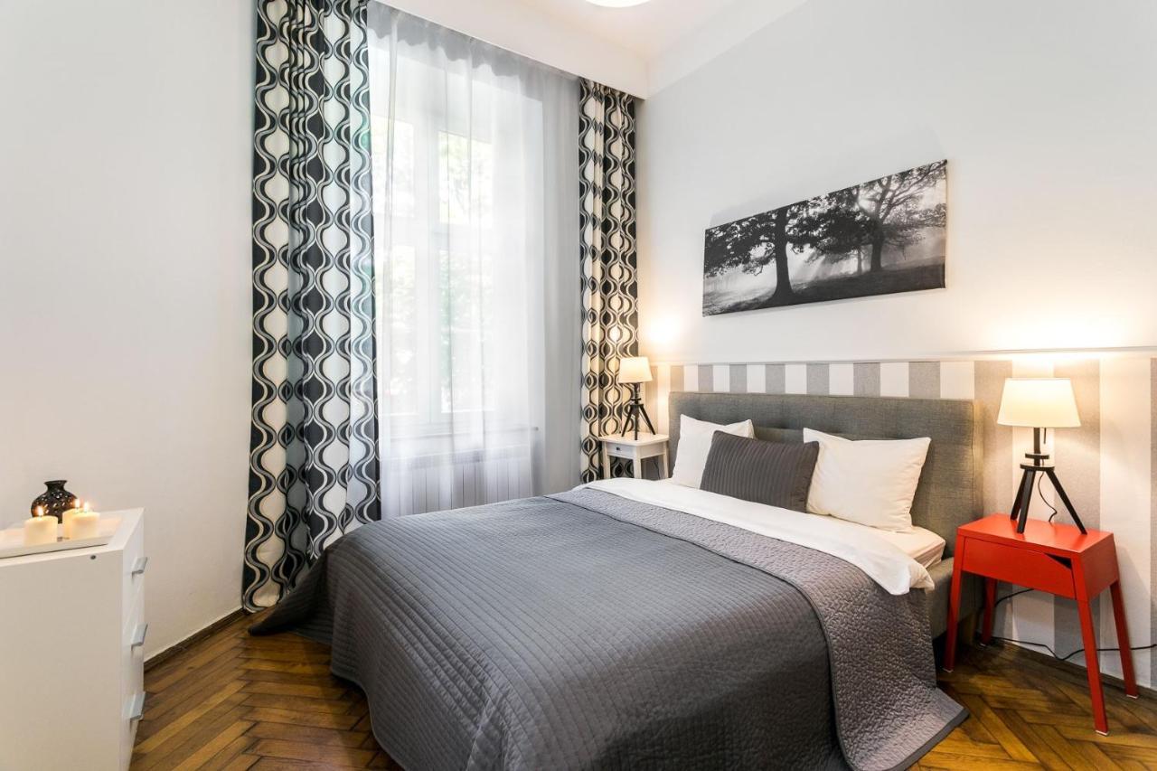 Exclusive Royal Apartment *
