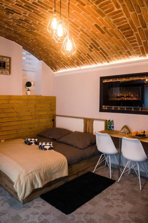 Bed & Breakfast Underground Jacuzzi