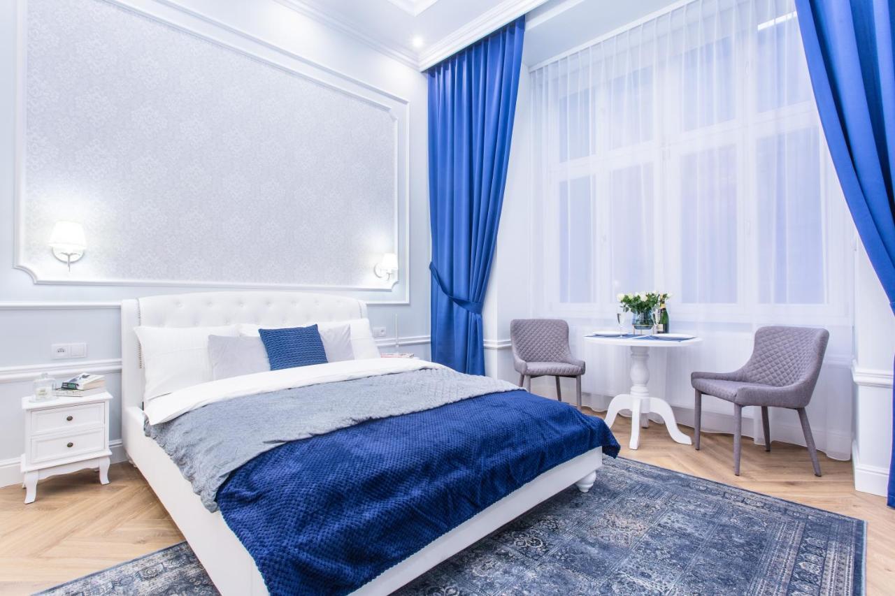 Aparthotel Main Square 3*