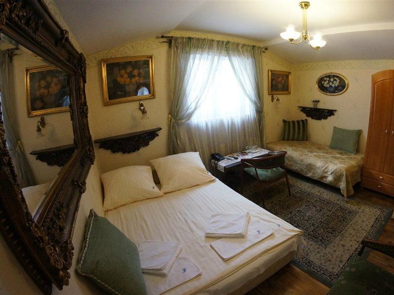 Florian Budget Hostel *