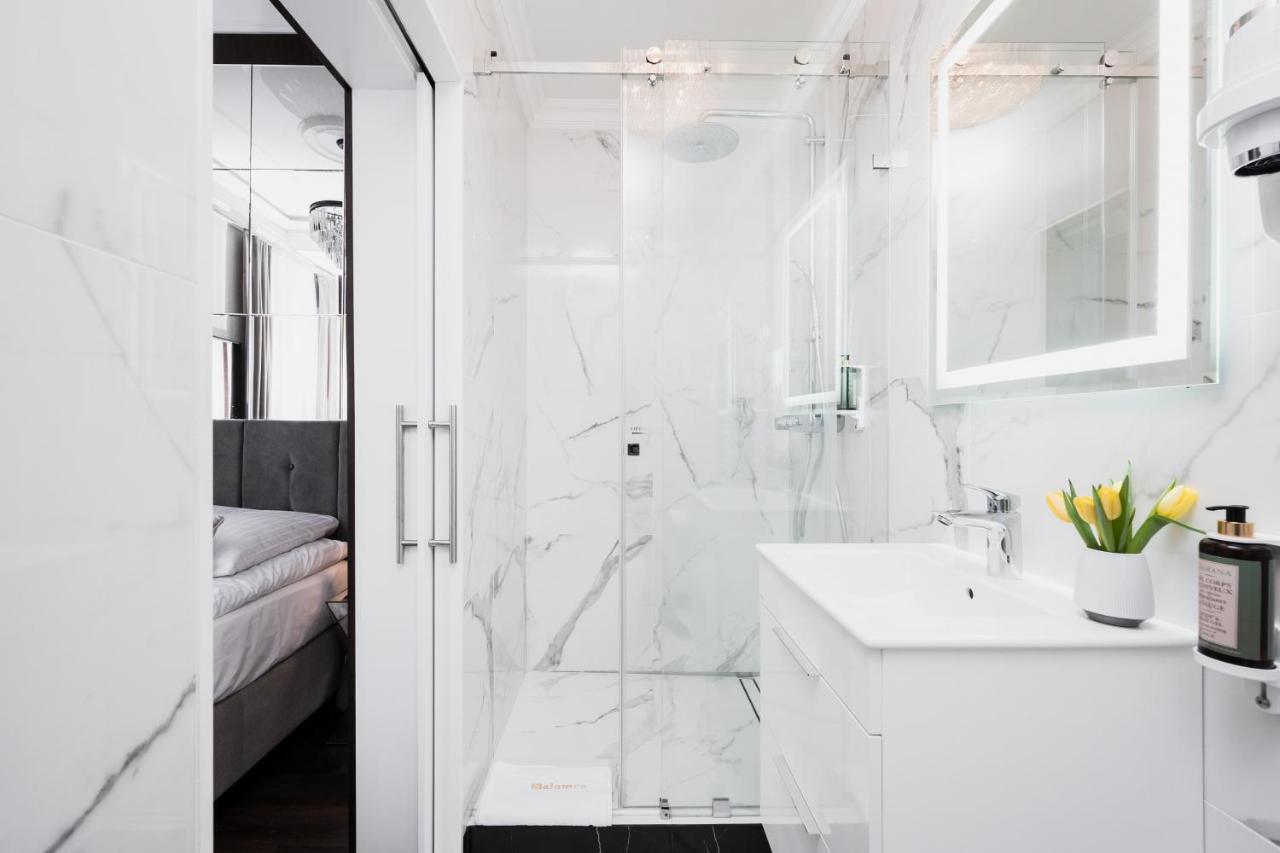 Salomea Apartment *