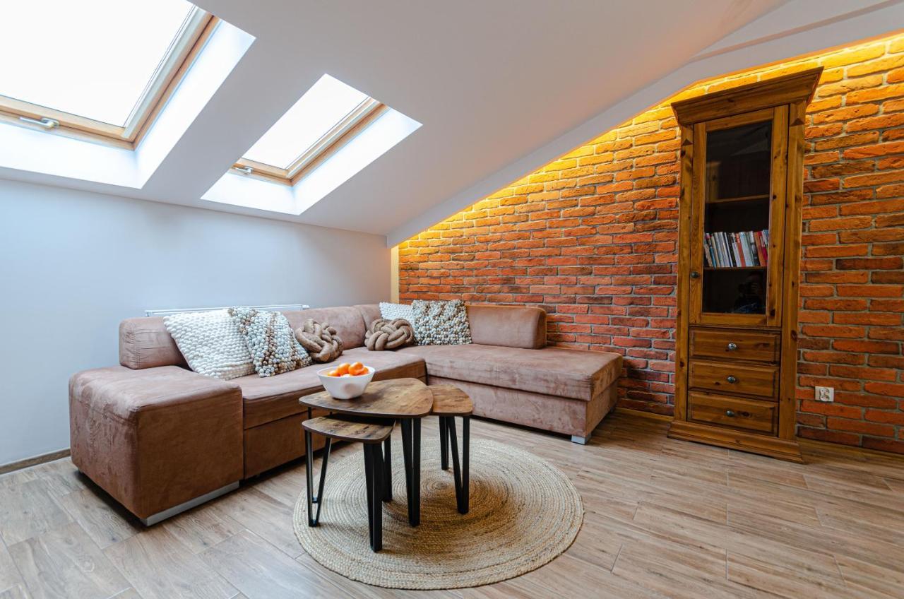 Apartment Bronowicka Premium - 52m2 With Private Parking Krakow