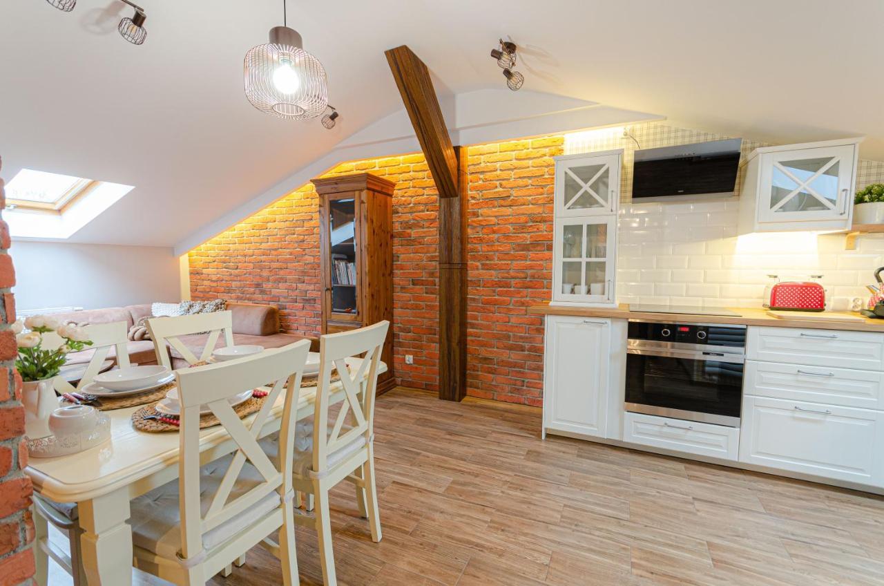 Apartment Bronowicka Premium - 52m2 With Private Parking Krakow