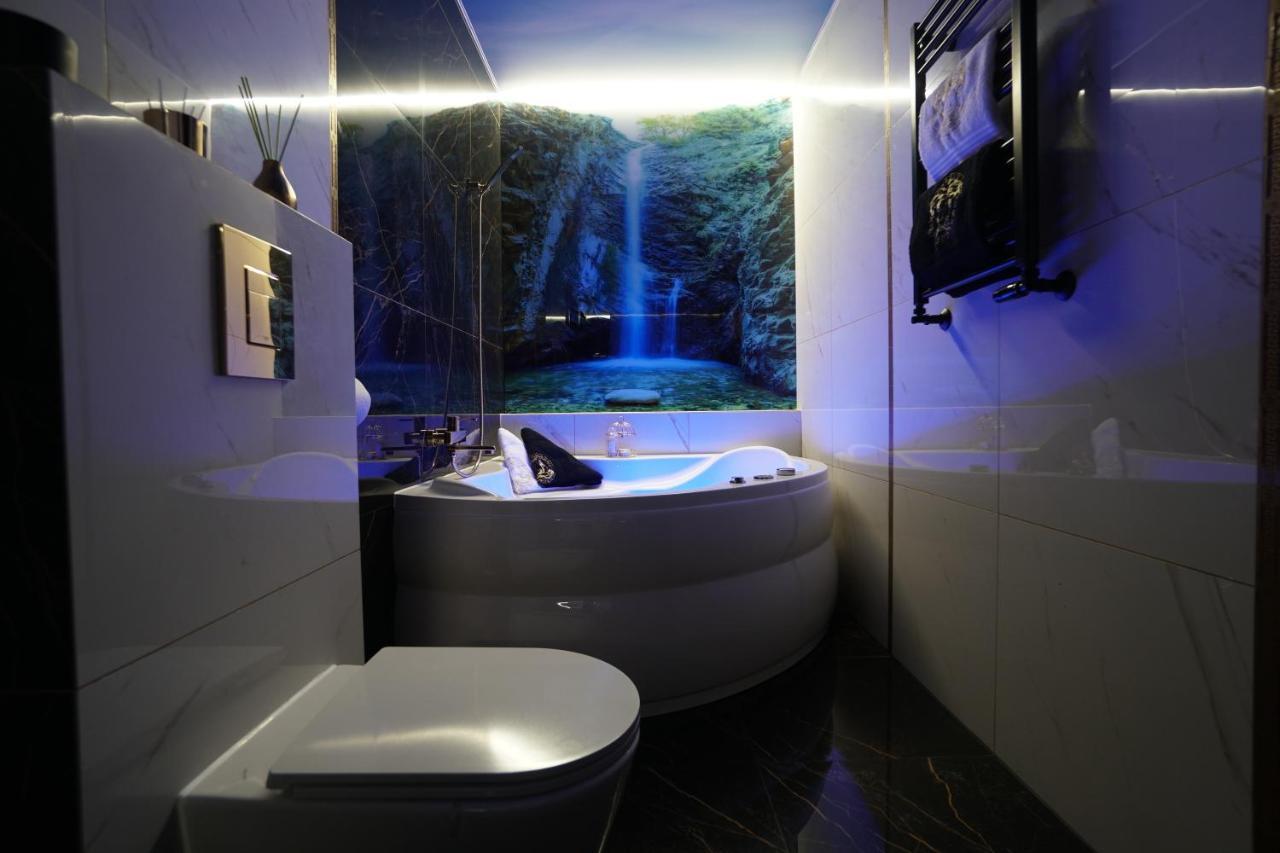 Apartment Lema Versace