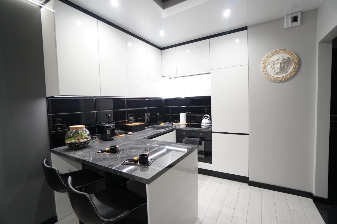 Lema Versace Apartment Krakow