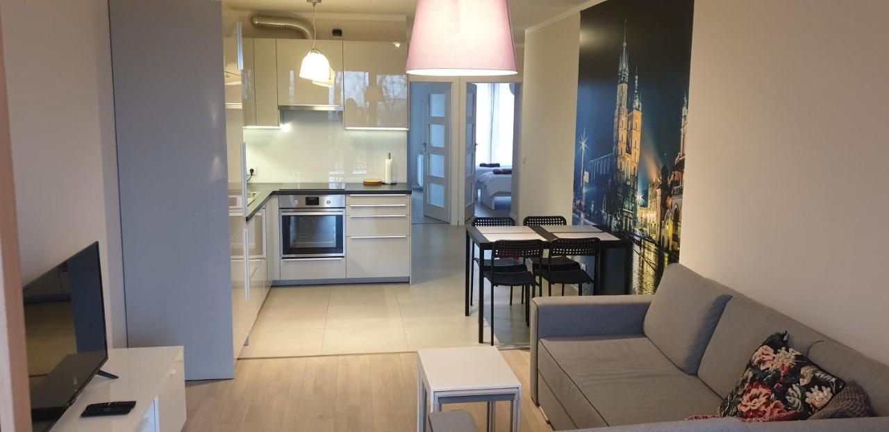 Urban Apt By The River Apartment