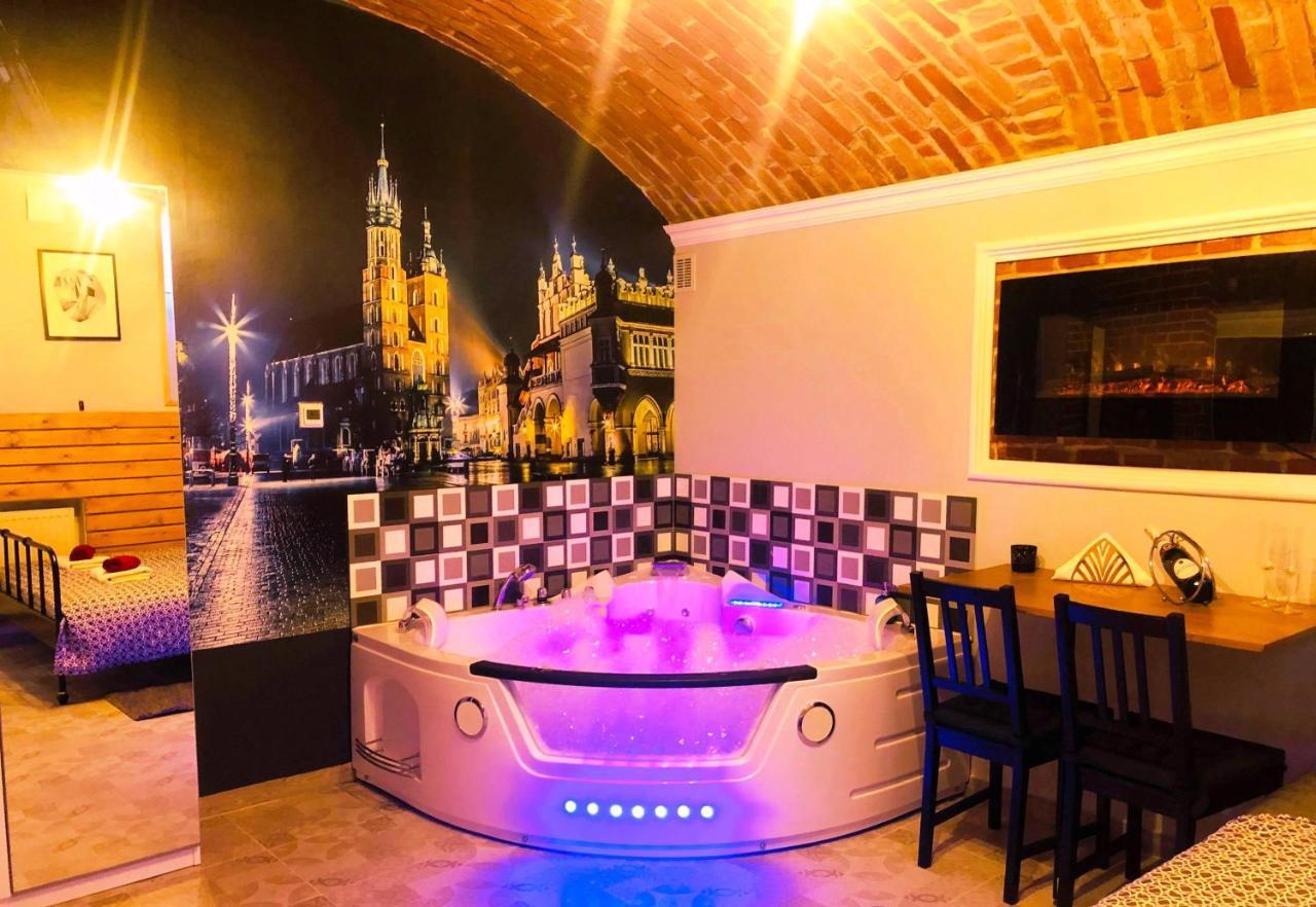 Underground Jacuzzi Bed & Breakfast