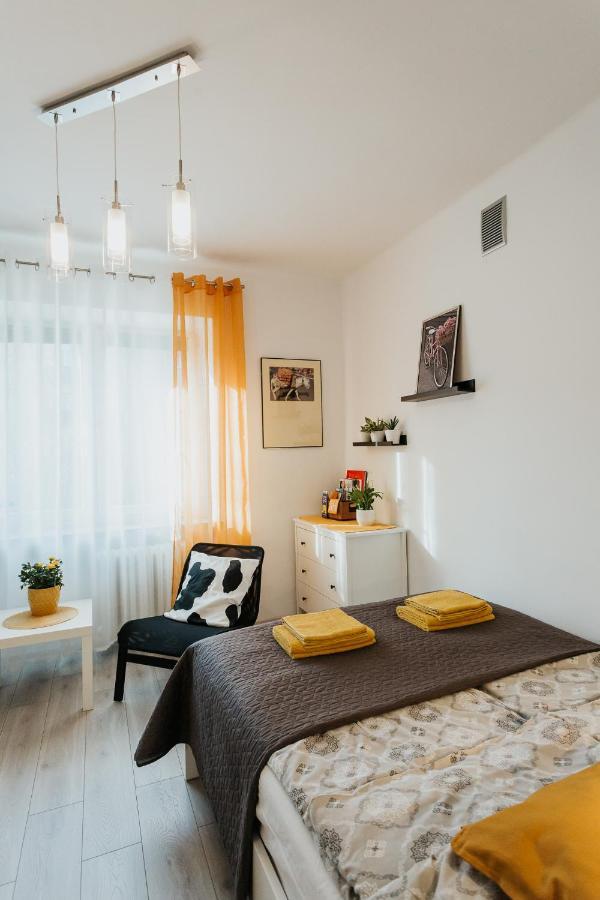 Apartment Charming Old Town & Jewish District, Quiet Neighborhood *