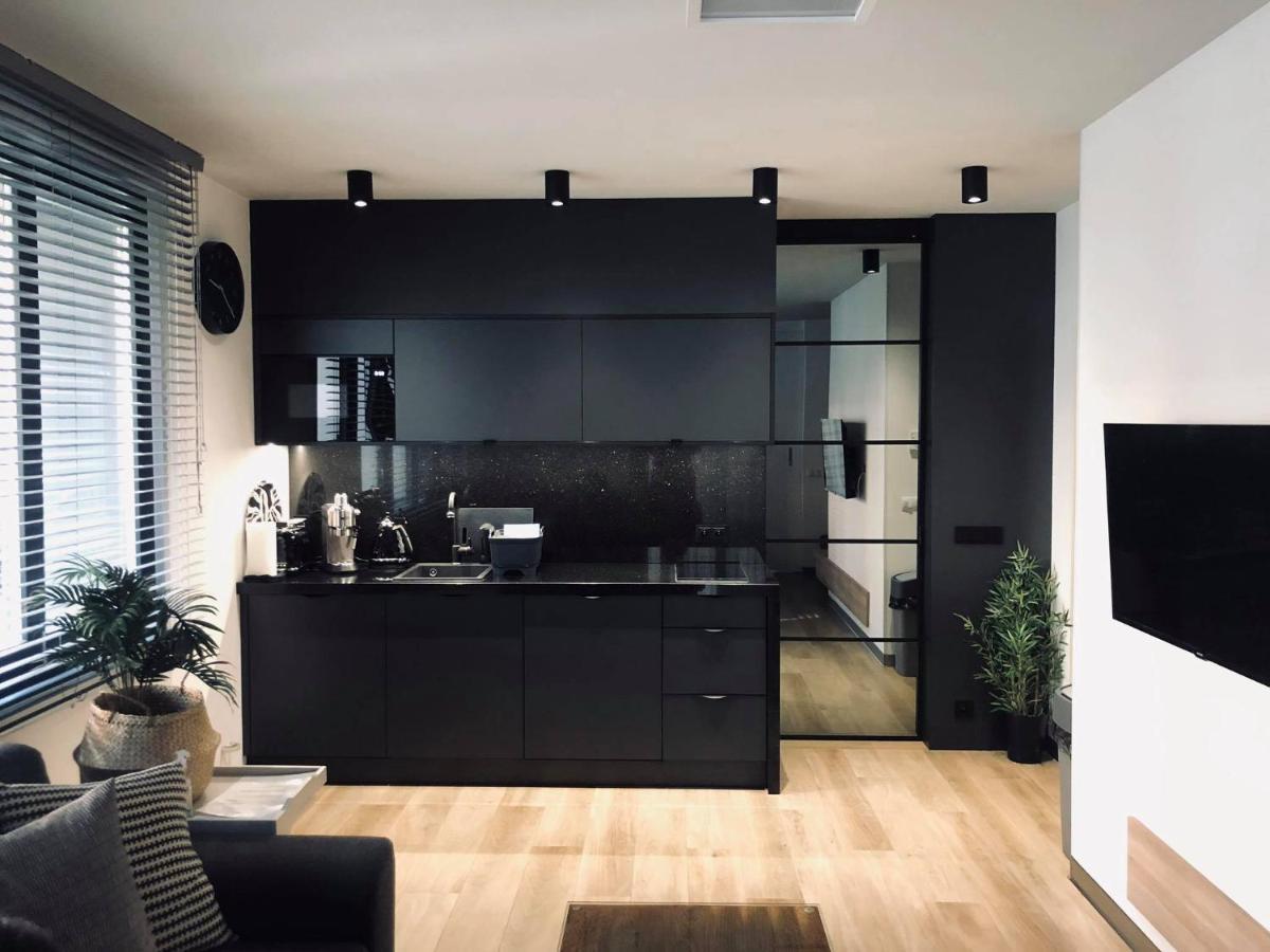 Jacuzzi Apartment