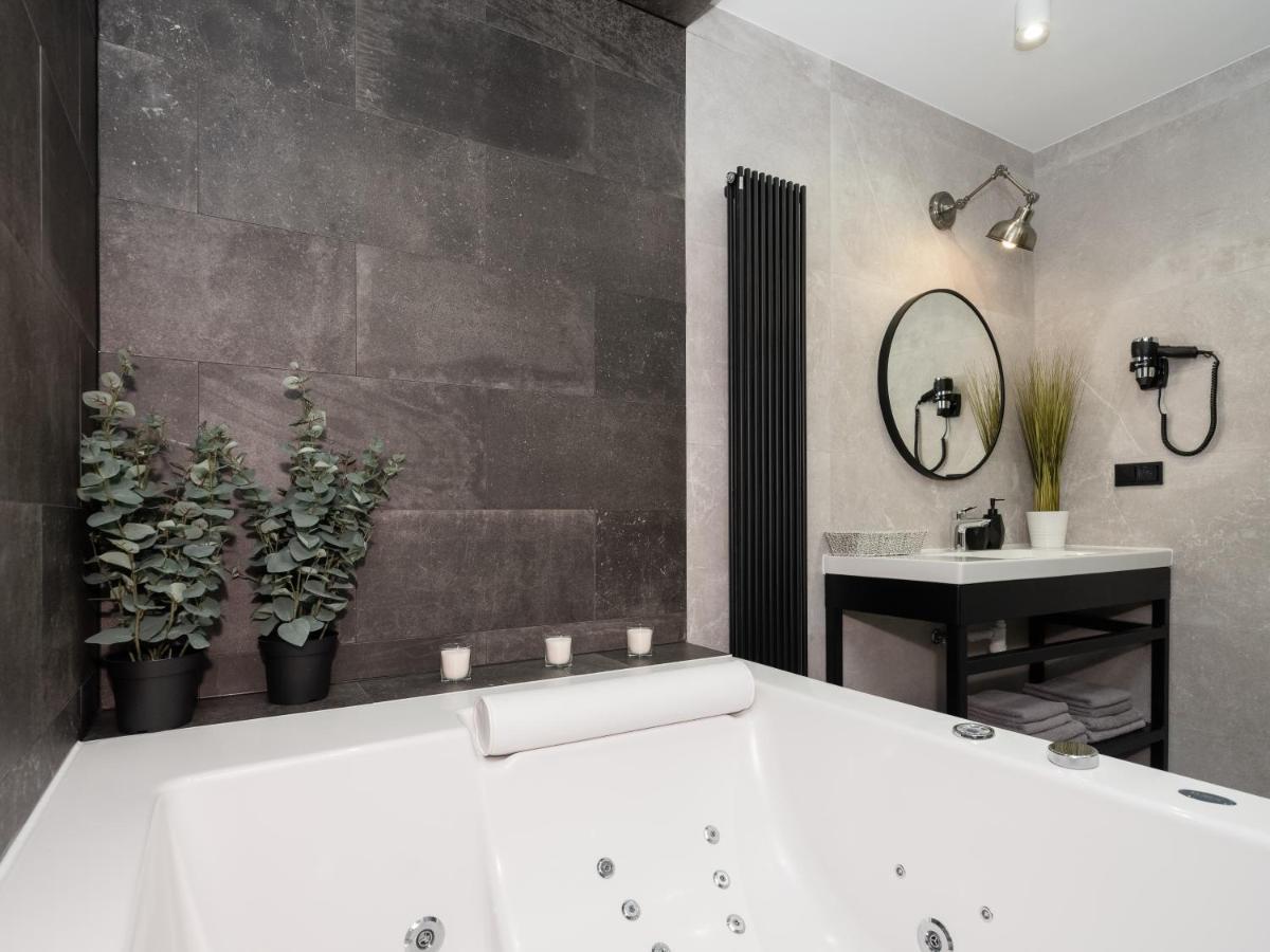 Apartment Jacuzzi