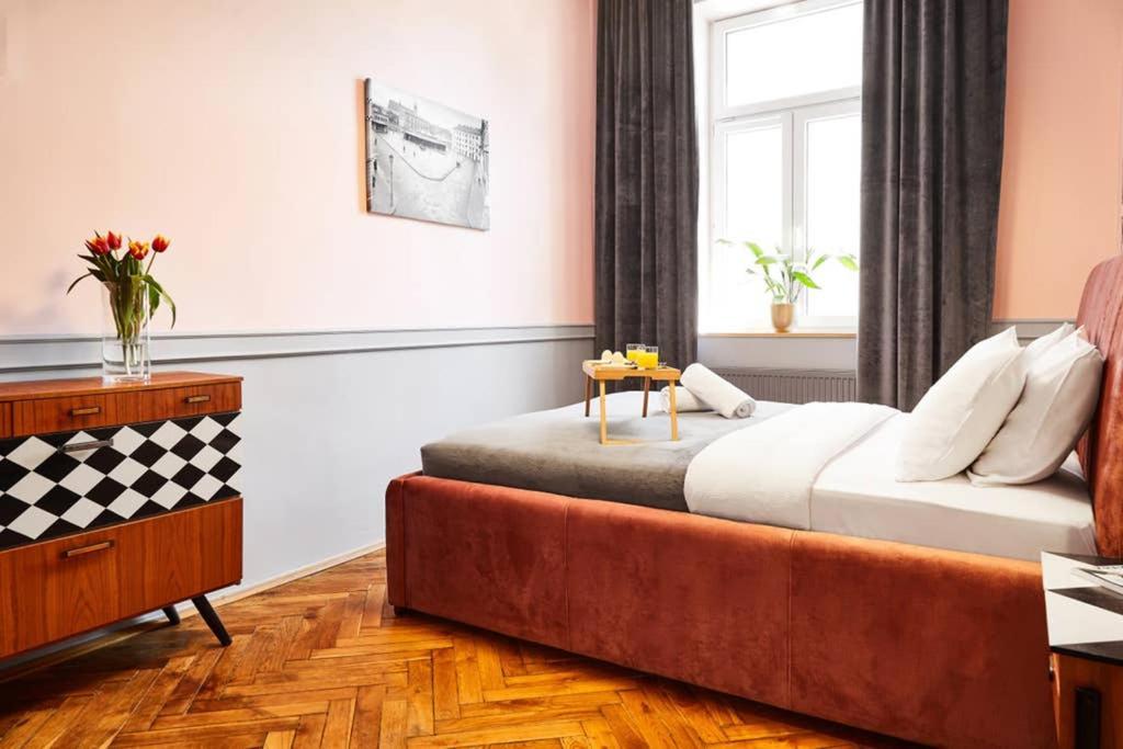 Househost Iii: Podbrzezie Street Apartament Kraków
