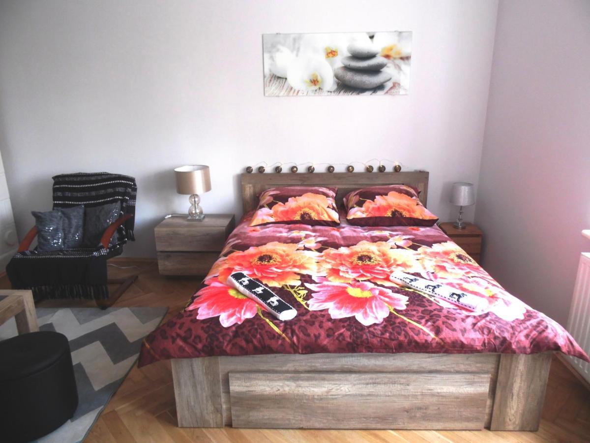 Apartament Orchidea *
