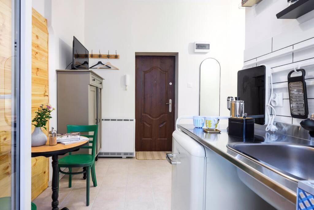 Apartment Small Folksy Kochanowskiego St