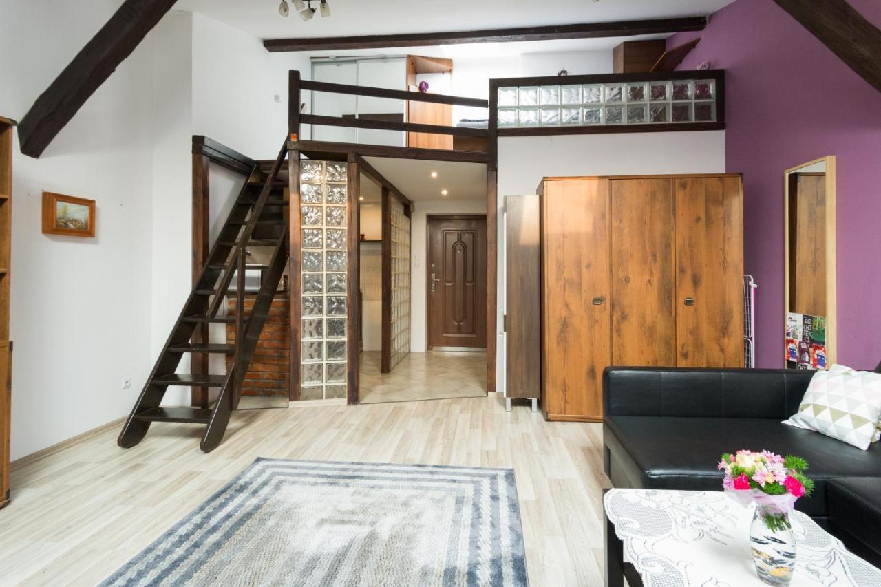 Gorgeous Loft In Perfect Location! Apartamento Cracóvia