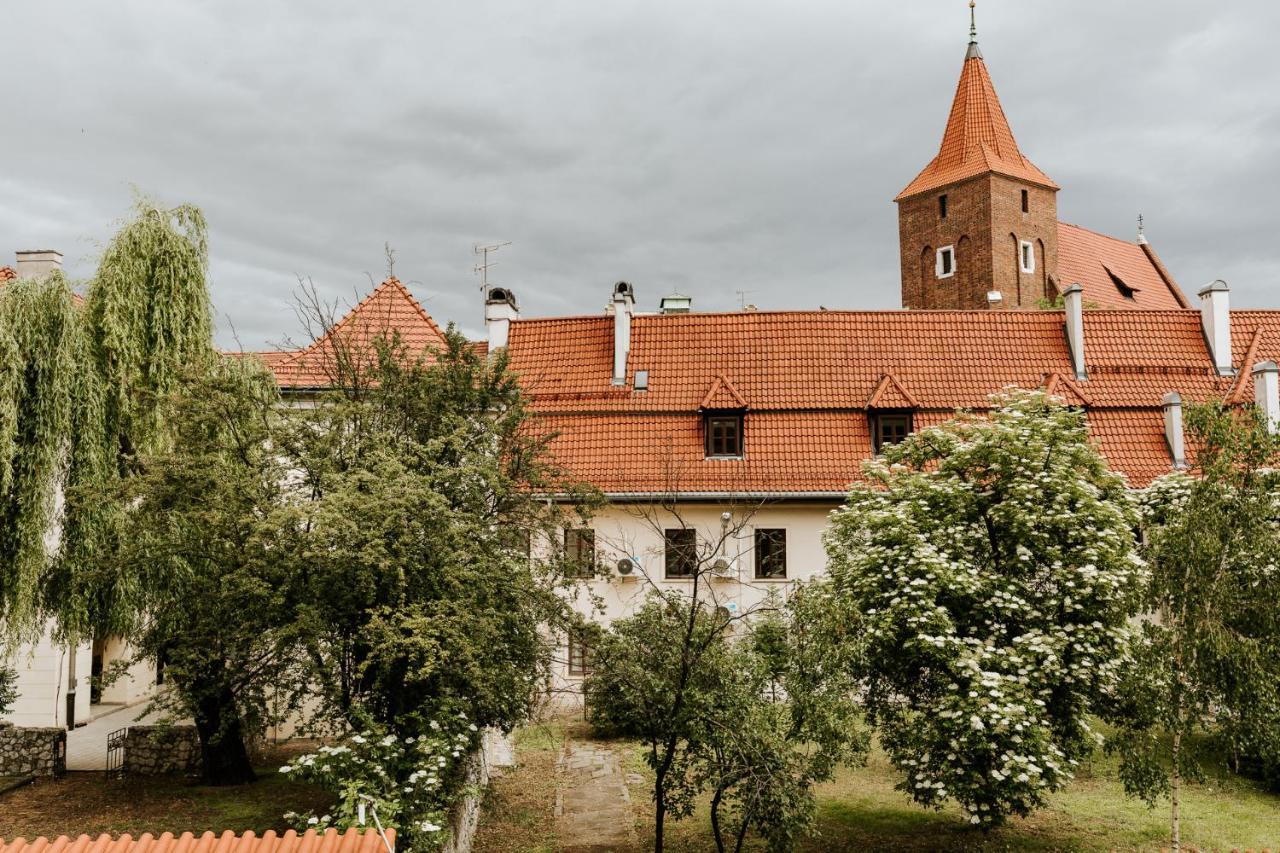 Palac Zieleniewskich Sw Marka 31 Apartamento Cracóvia