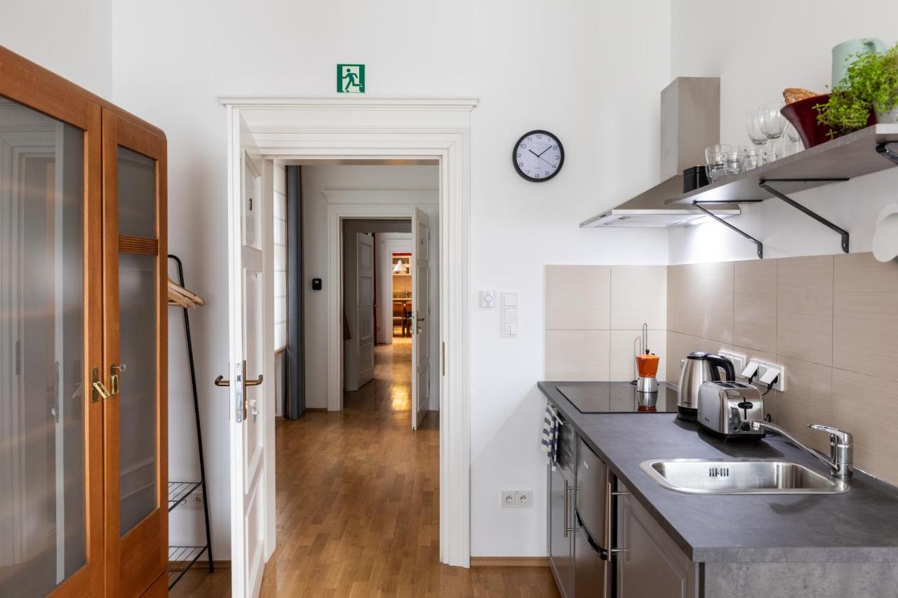 Apartamento Palac Zieleniewskich Sw Marka 31 Cracóvia