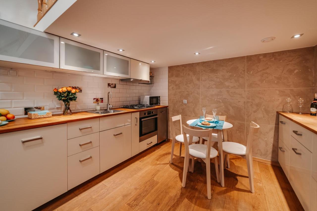 Apartament Alpari