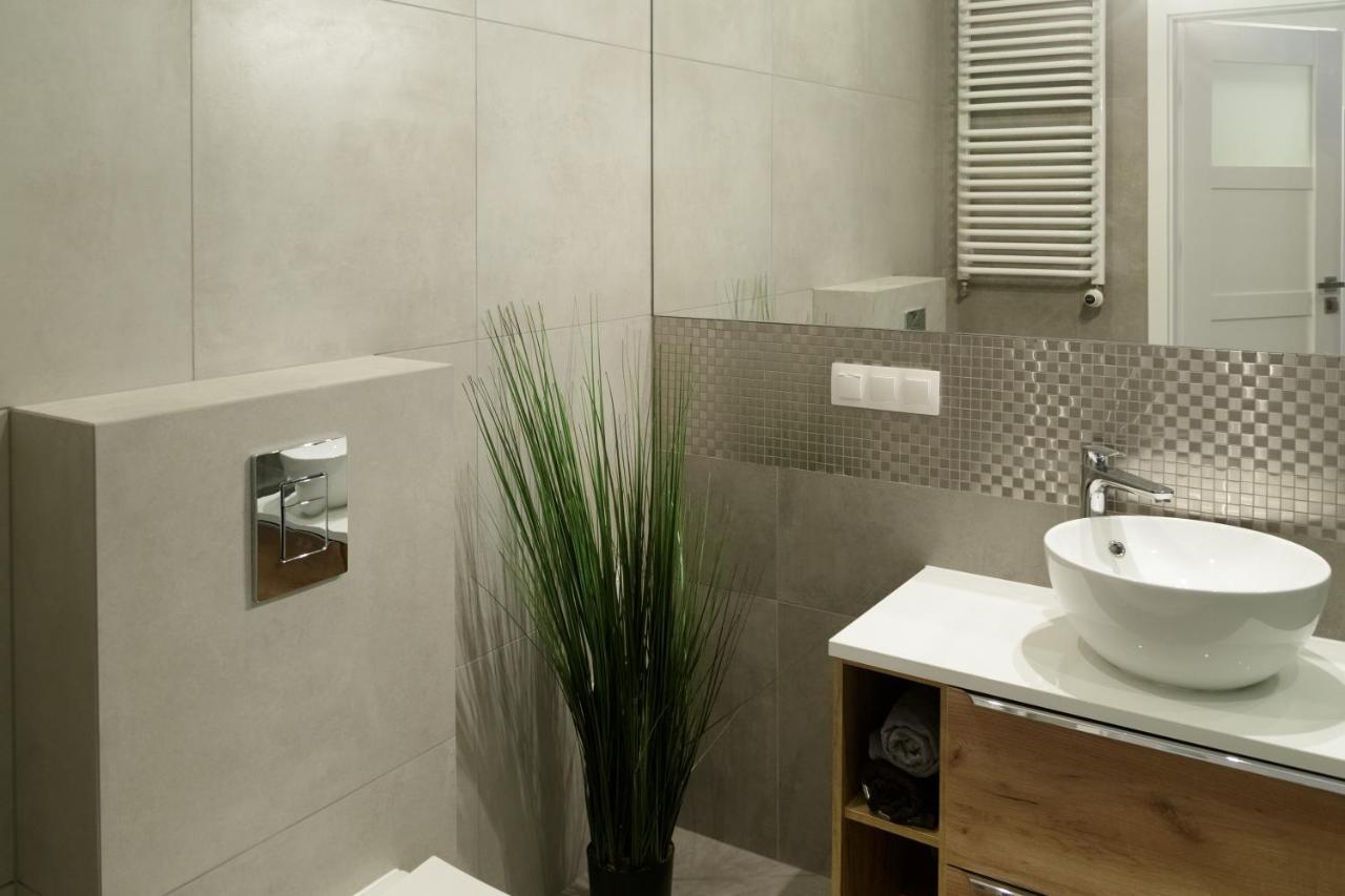 Modern Silver *