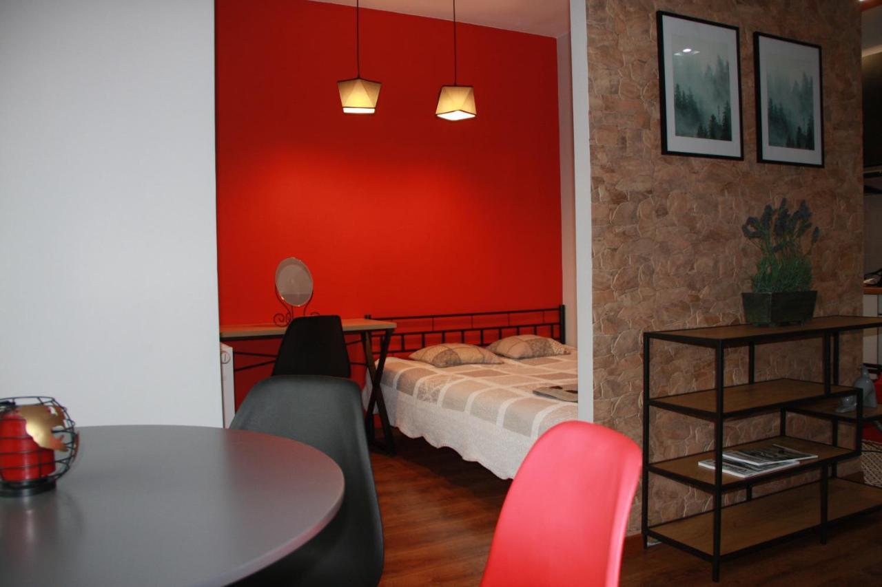 Niko 1 Apartment *