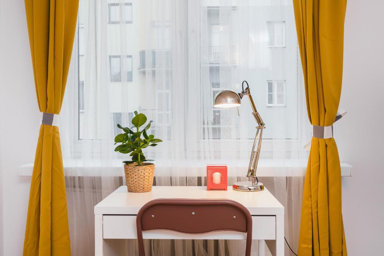 Sunshine Parkside Hideaway - 3 Bedroom - By Upstairs * Krakow