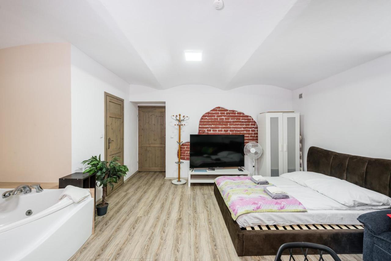 Apartment Jacuzzi Jm Wawelofts *