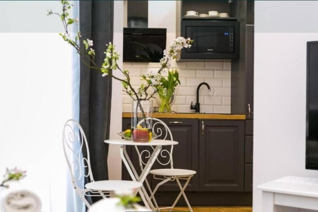 Apartamento Charming Elite Wielopole Old Town Studio