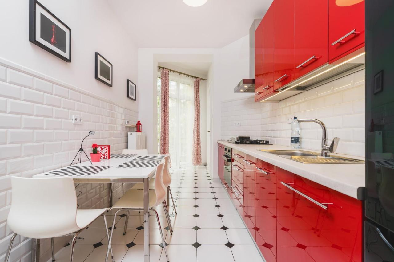 Modern Urban Escape - Old Town - By Upstairs * Cracóvia