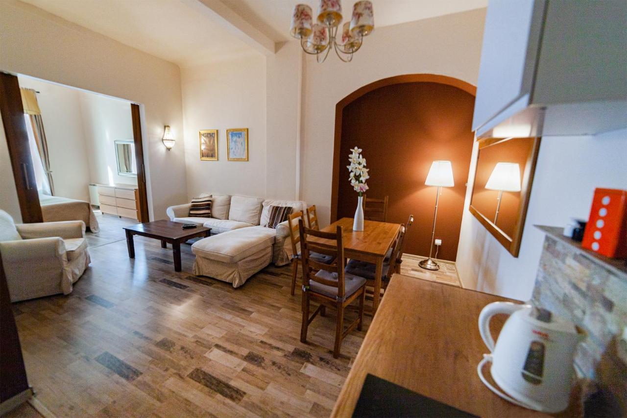 Lounge Apartamento *
