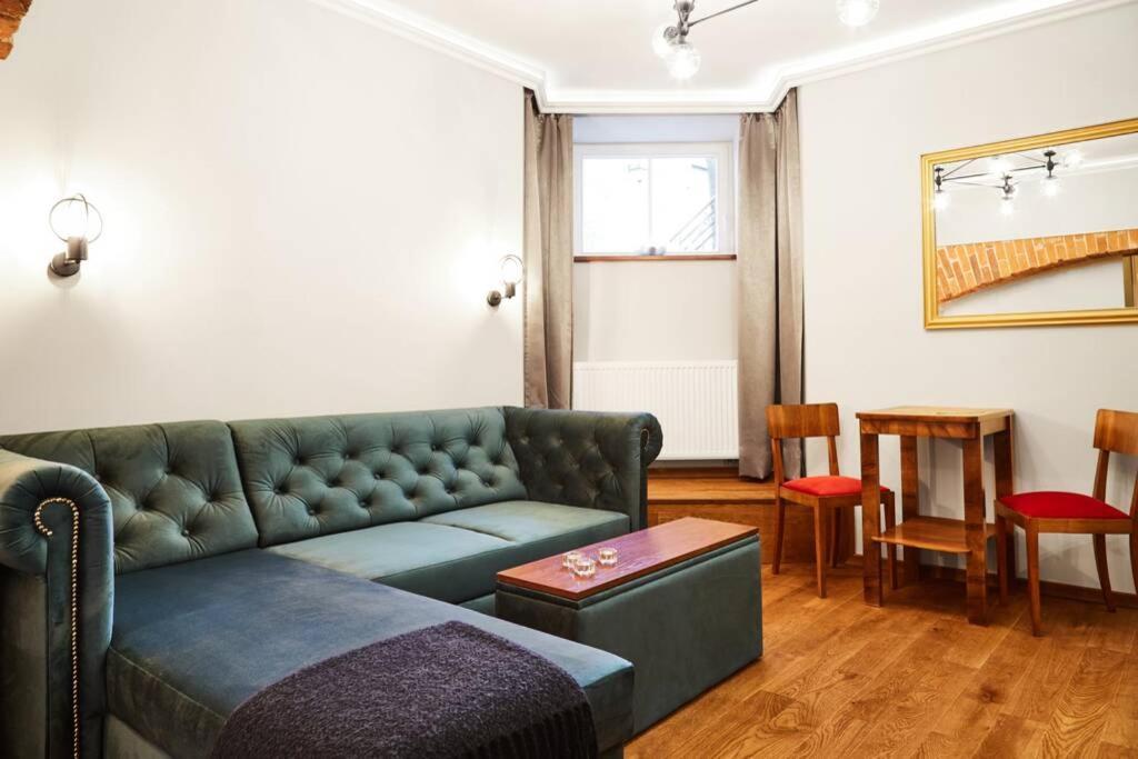 Househost Ii: Studencka Street Apartment *