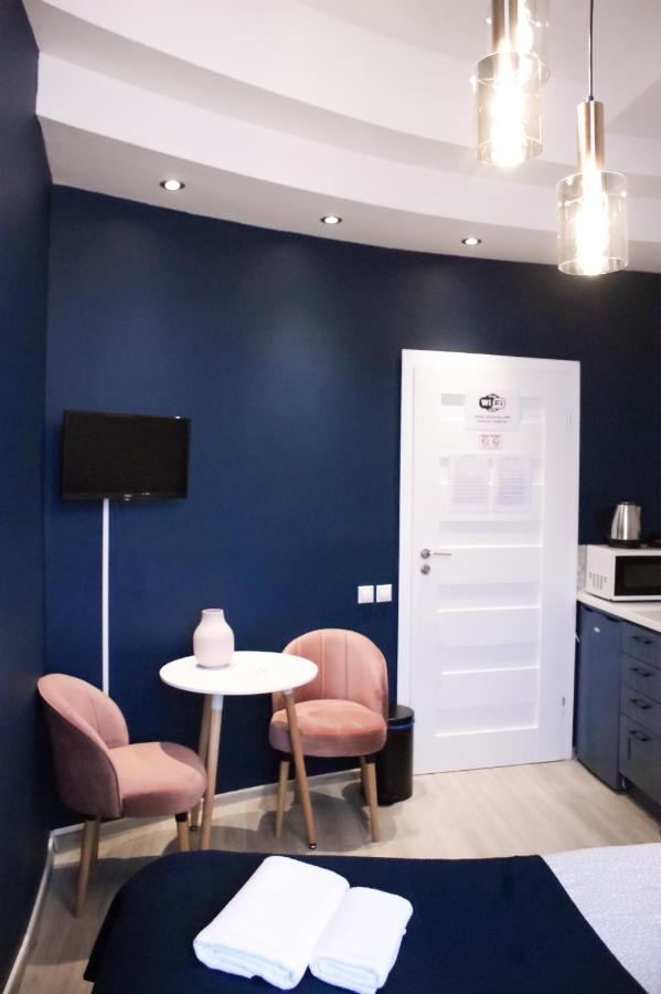 Euro-room *