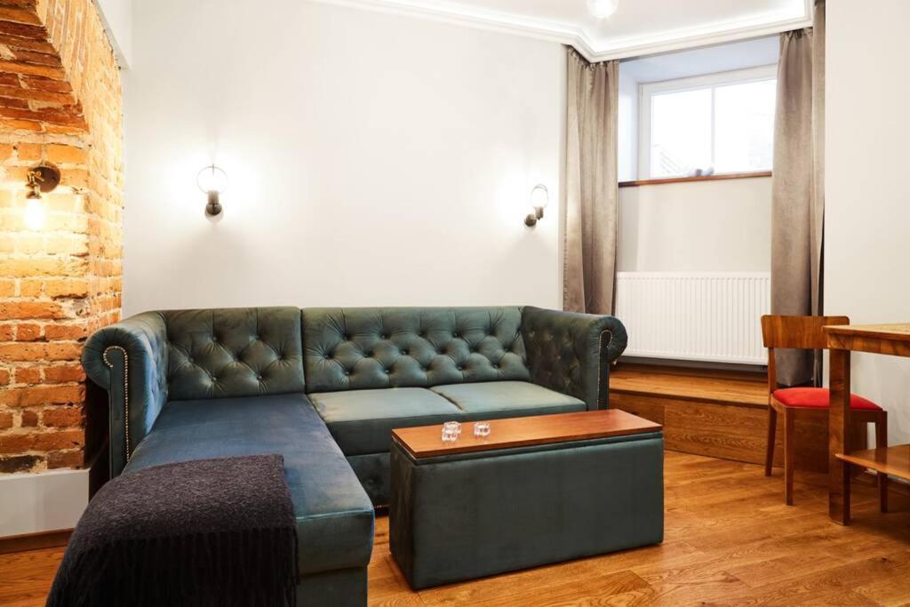 Househost Ii: Studencka Street Apartment Krakow