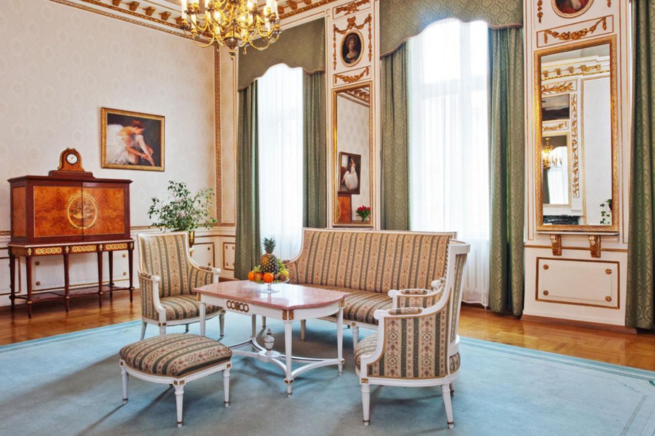 Grand Hotel 5*