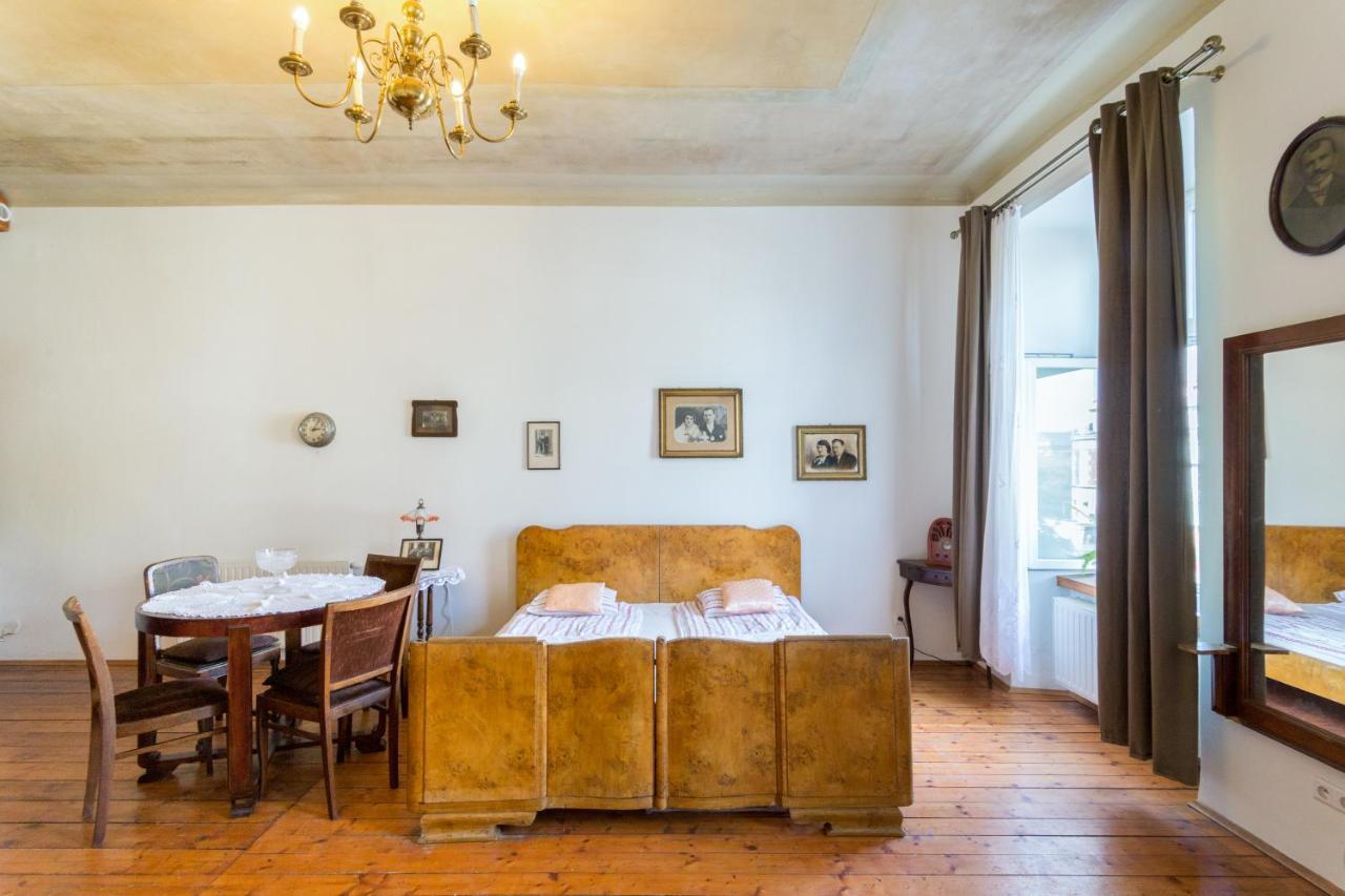 Szeroka 33 Apartament *