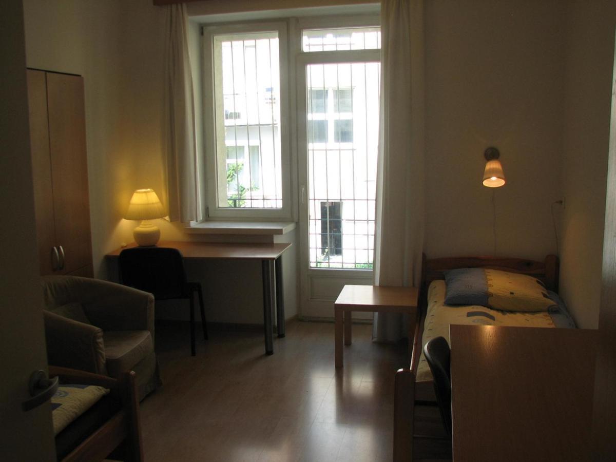 Salwator Apartment *