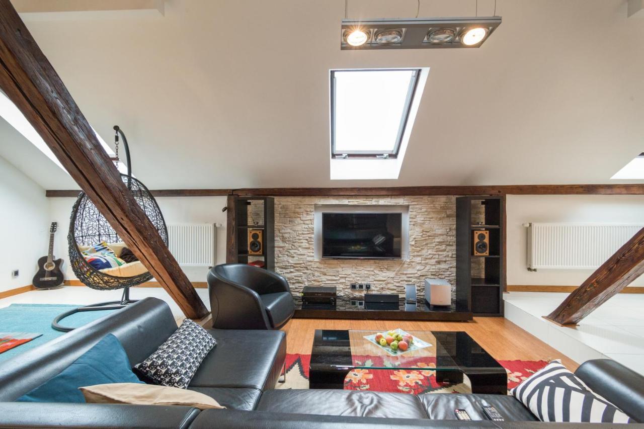 Apartment Magnificent Two-story Loft