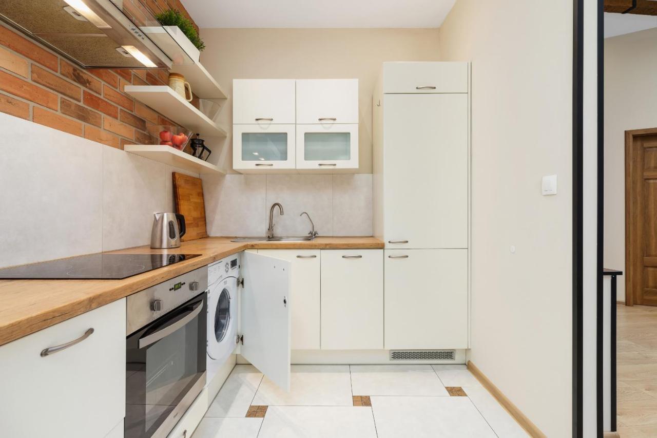 Deluxe Brzozowa By Renters Apartment Krakow