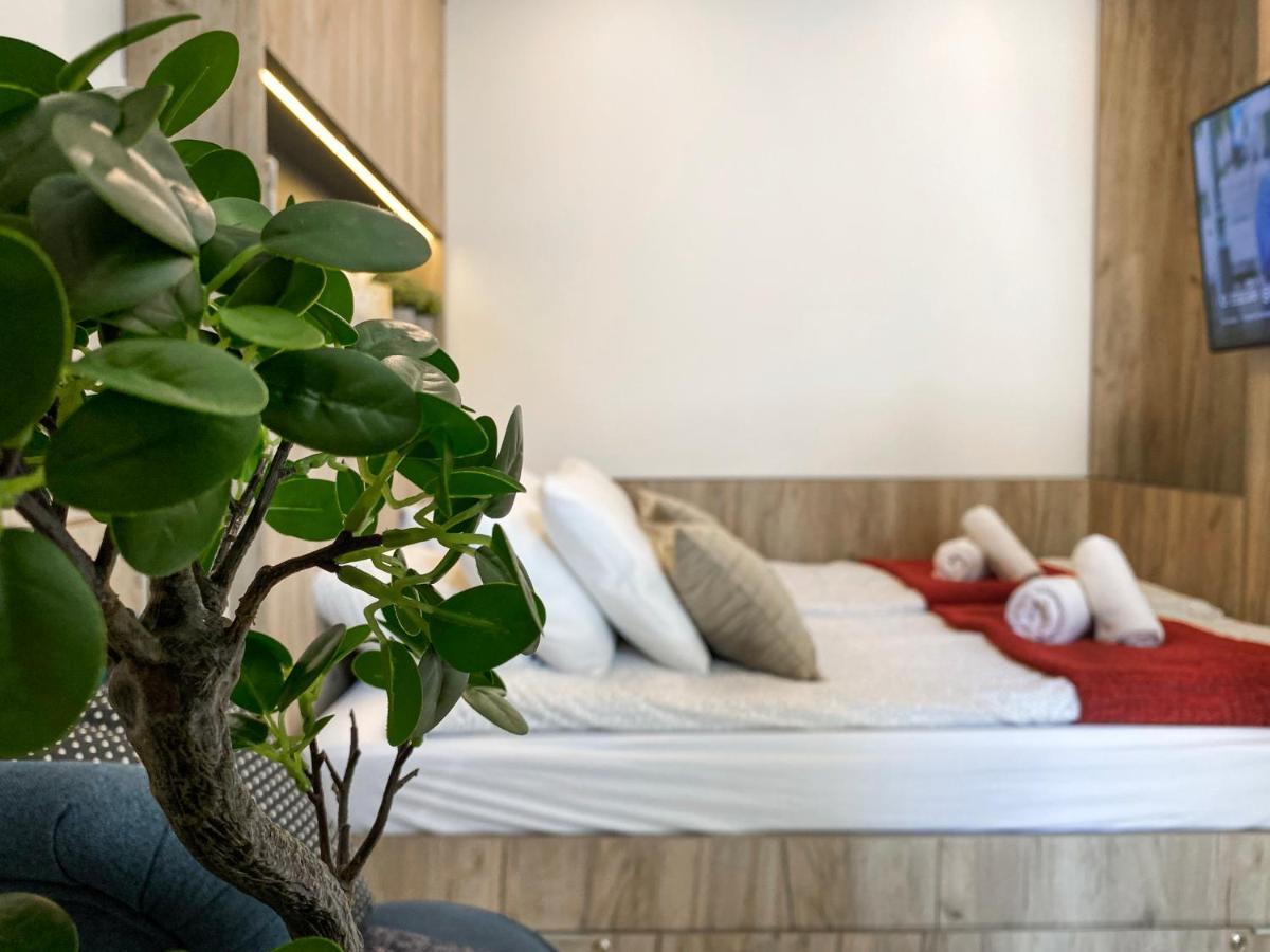 Appartement Beautiful For Couples With Air Conditioning - Old Town & Main Station *