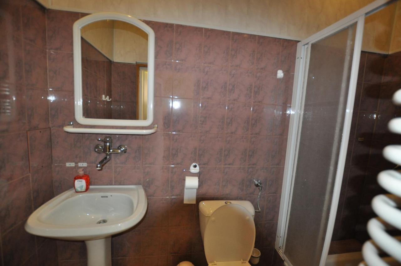 Hostel Schronisko Młodzieżowe Oleandry *