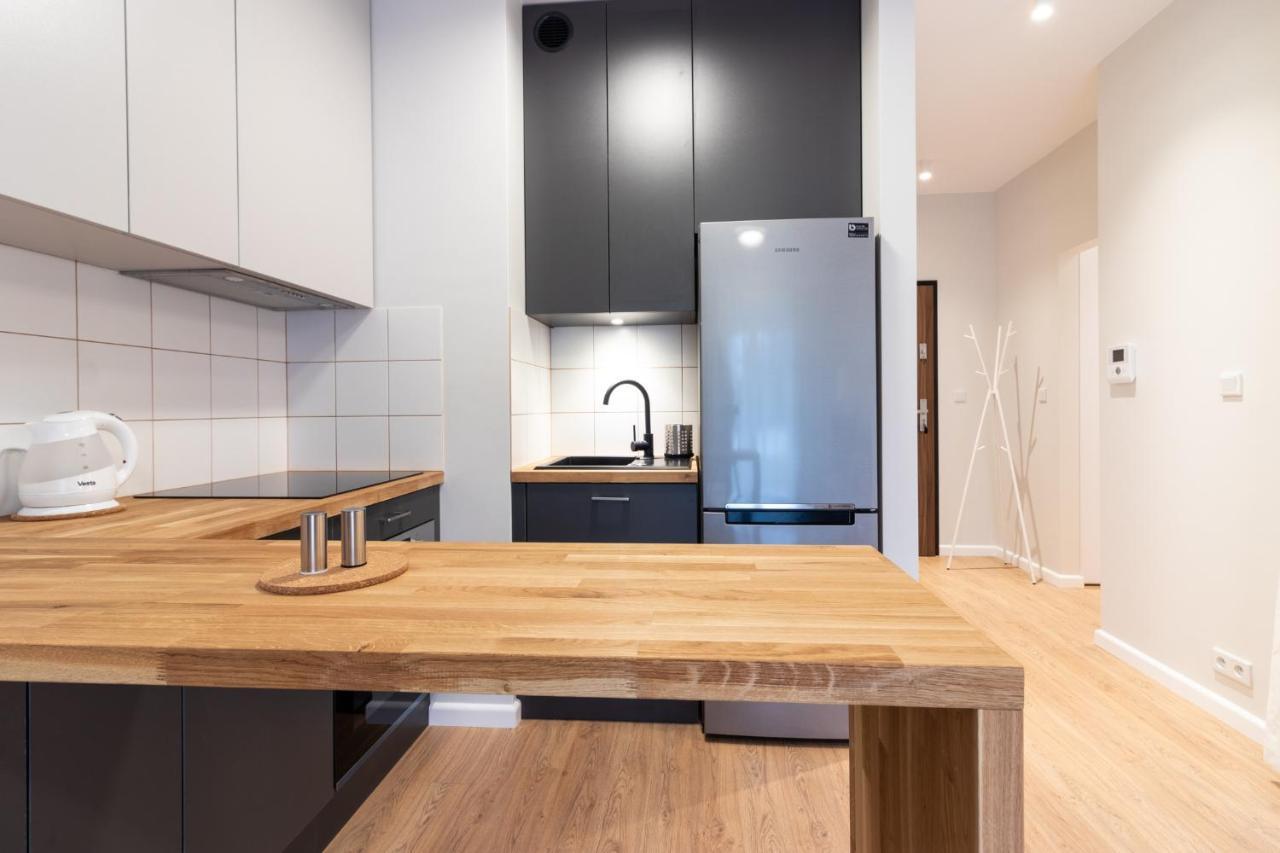 Nearto Main Railway Station Apartment *