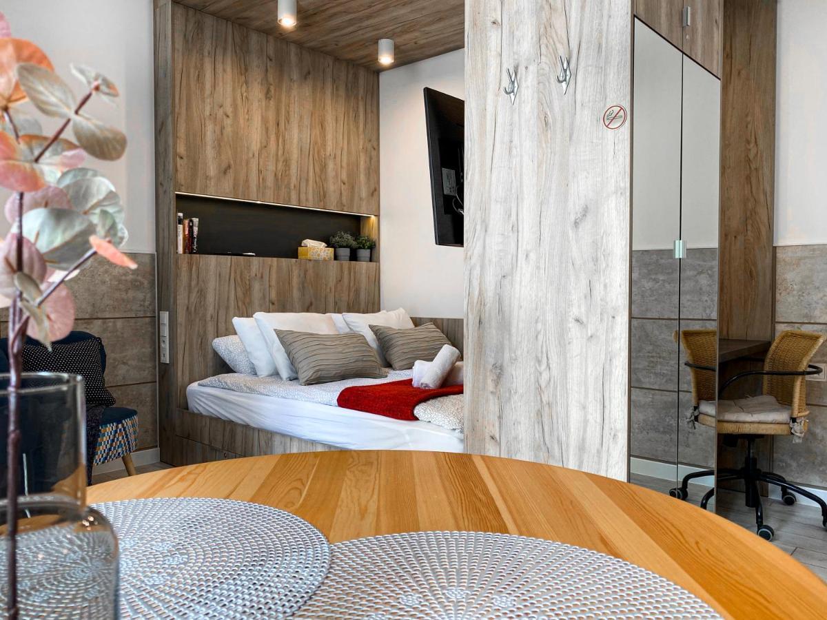 Beautiful For Couples With Air Conditioning - Old Town & Main Station Krakau