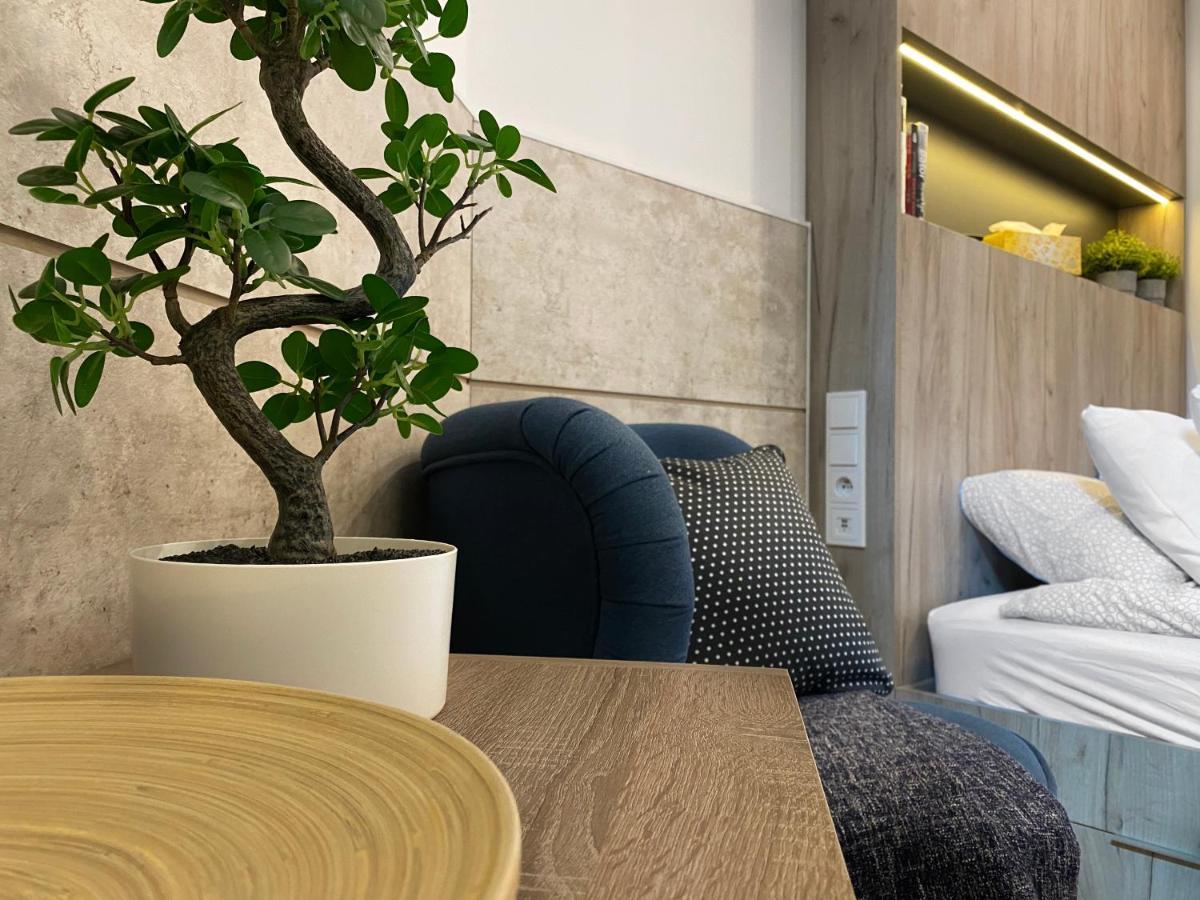 Beautiful For Couples With Air Conditioning - Old Town & Main Station Appartement Krakau