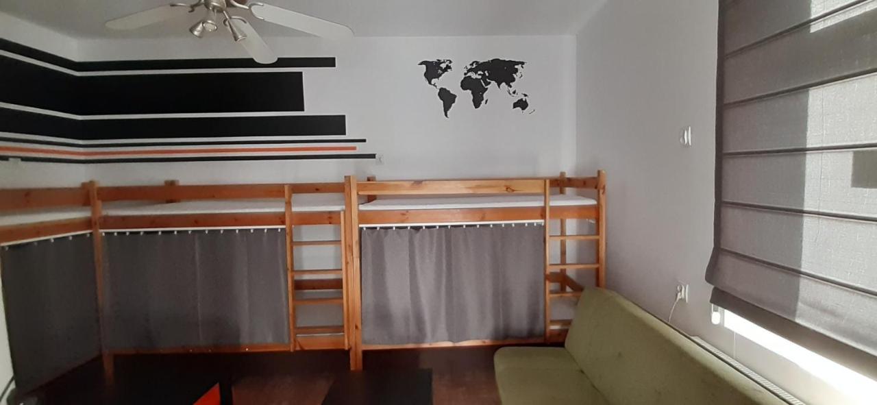 Chilli Hostel *
