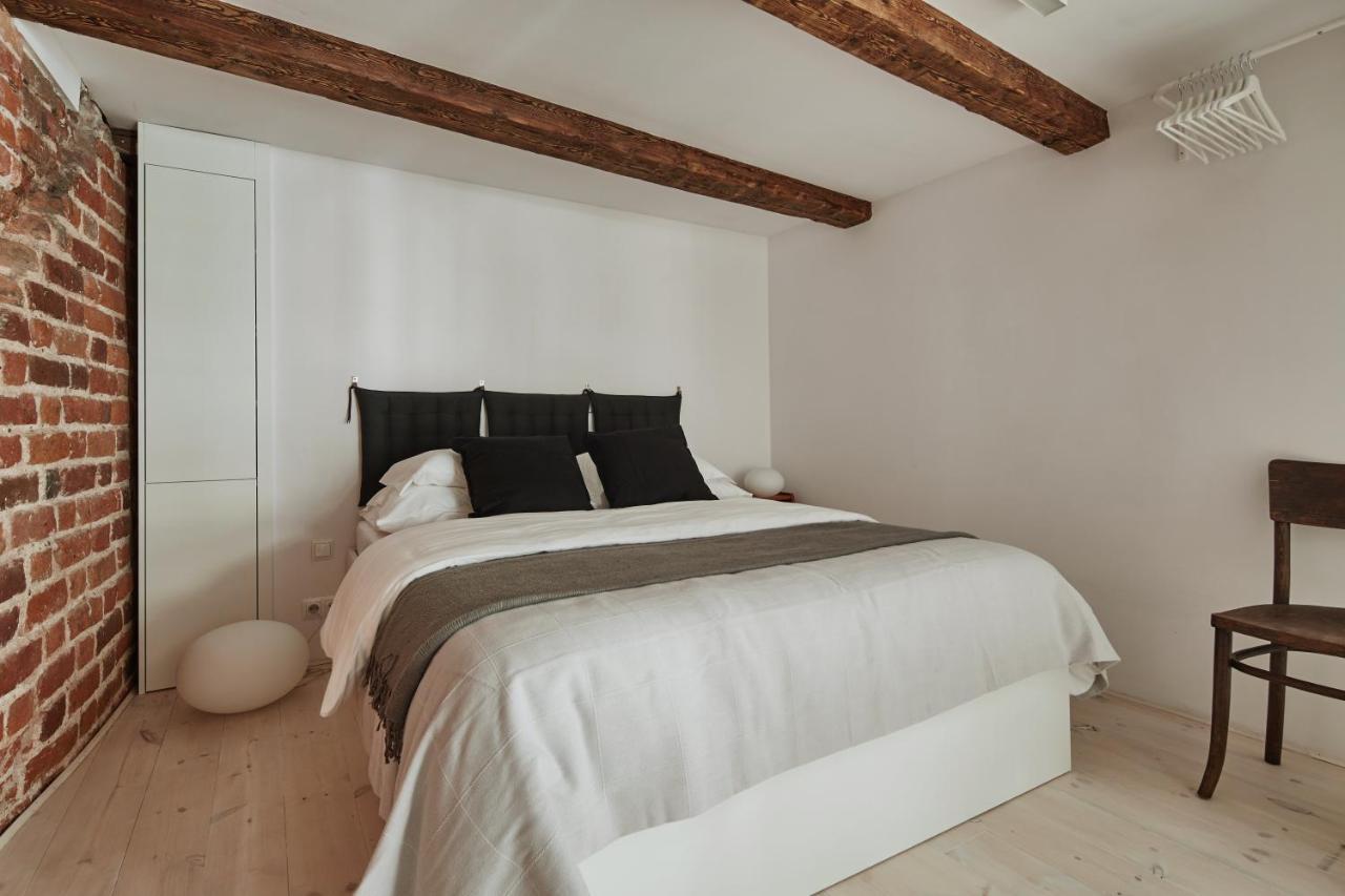 Old New - Prime Location On Main Square Appartement *