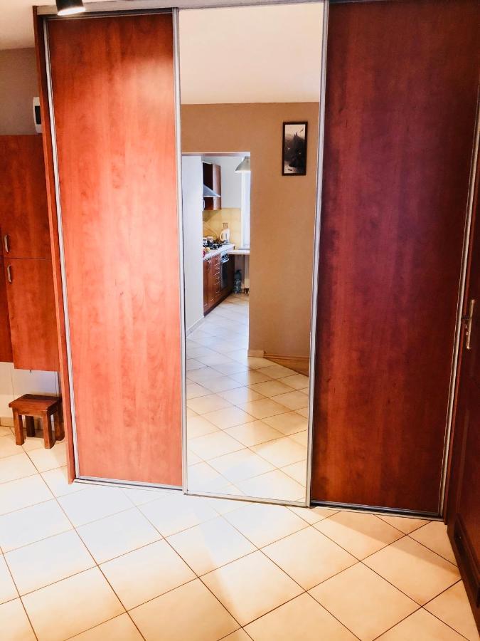 Apartament Czerwone Maki
