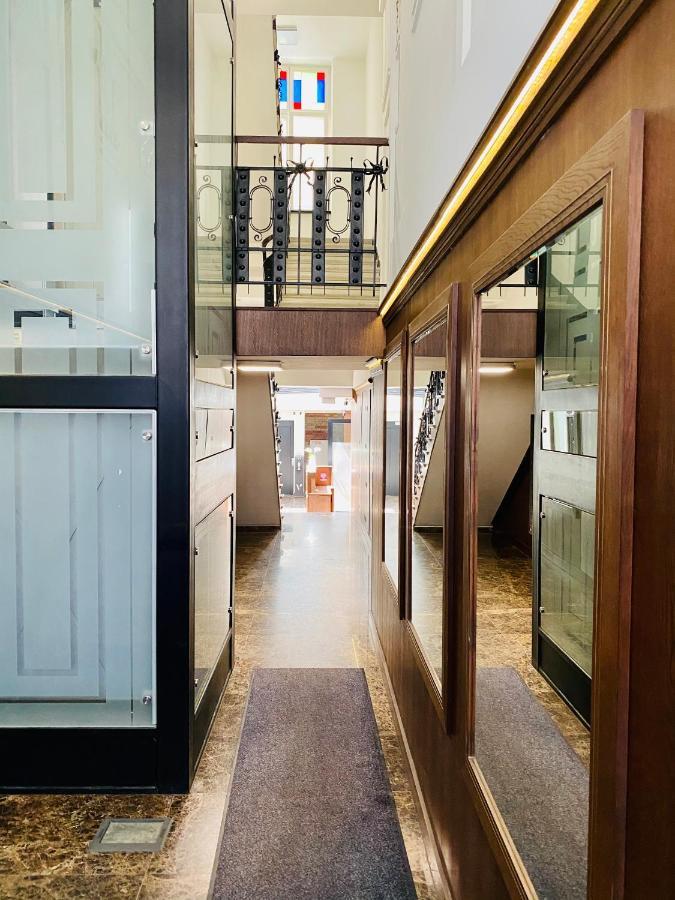 Beautiful For Couples With Air Conditioning - Old Town & Main Station