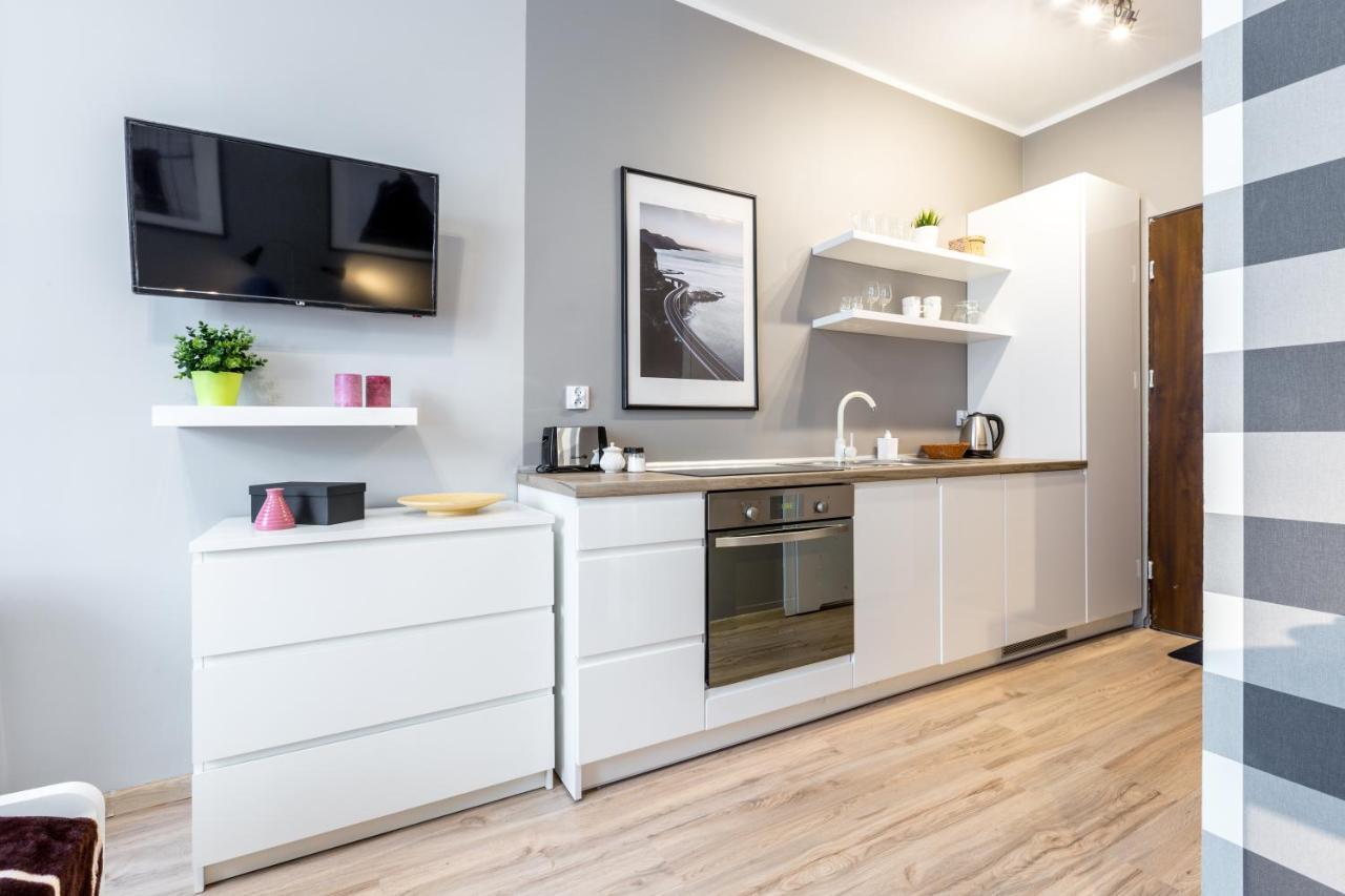 Apartment Staszica 7 *
