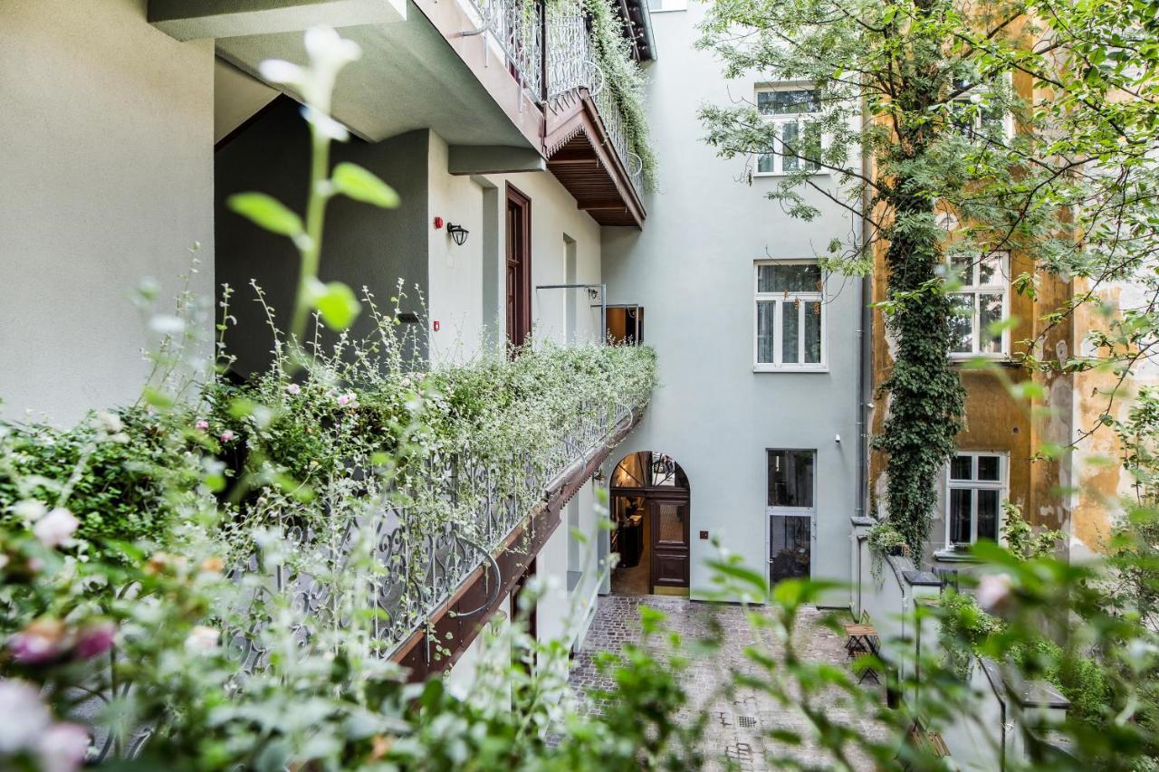 Aparthotel Old Town 3*