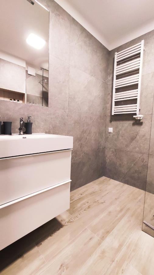 Kacik 10 By Homeprime Apartment Krakau