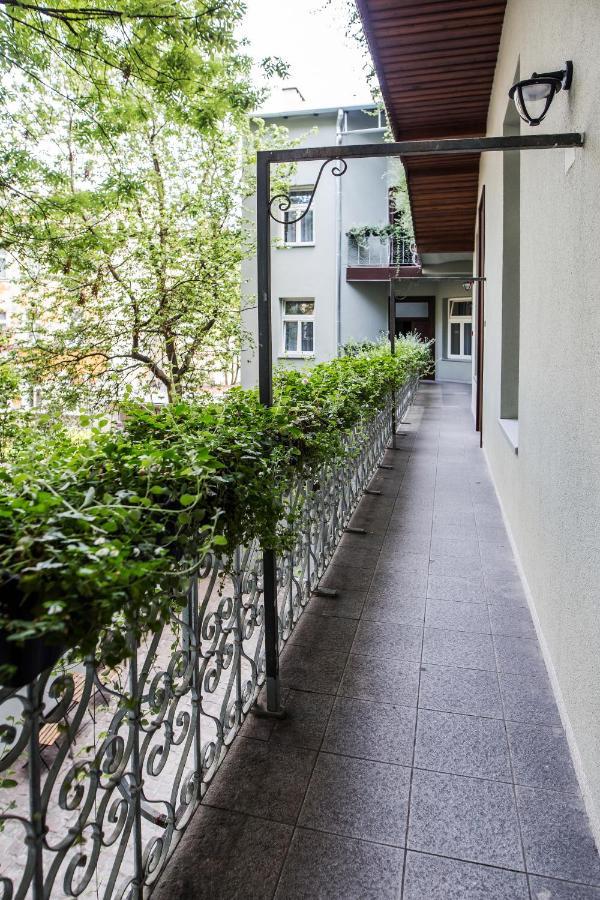 Aparthotel Old Town 3*