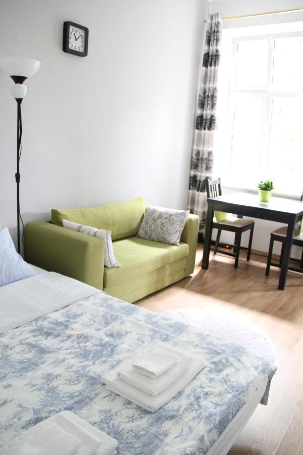 Green Apple Apartment